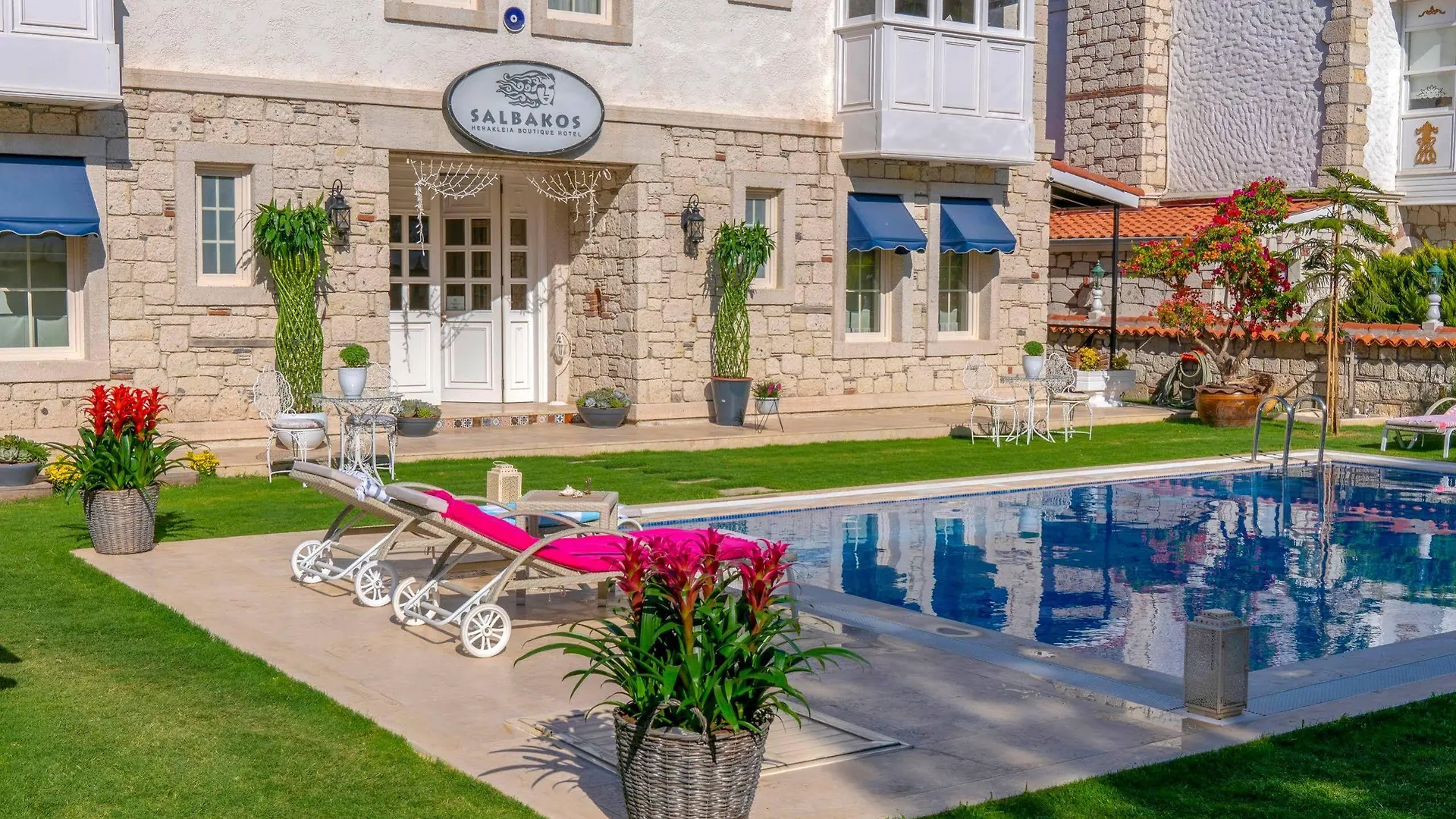 Salbakos Herakleia Boutique Hotel Alacati 5*,
